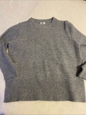 Jon & Anna Men’s Grey Crewneck Sweater